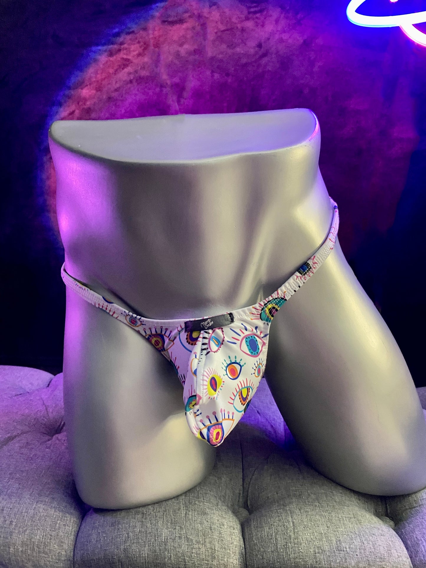 Bulge Thong
